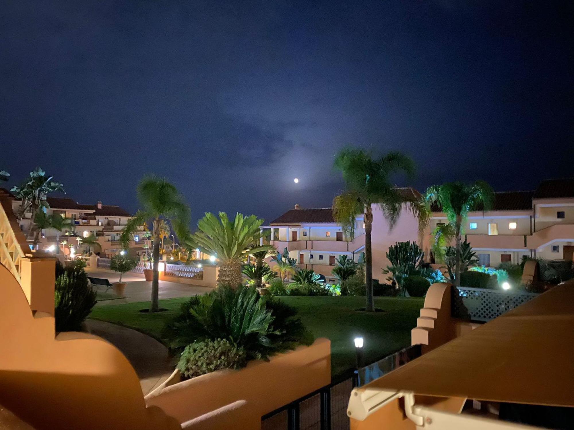 Whydhand Resorts Apartments ,Pools And Lovely Terrace Fuengirola Exterior photo